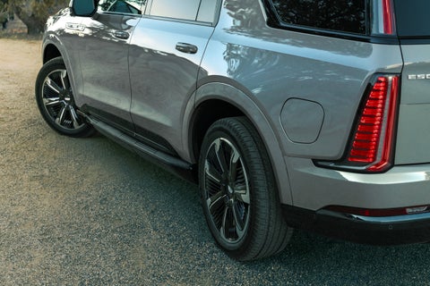 AutoGrupo Cadillac in TOA BAJA PR